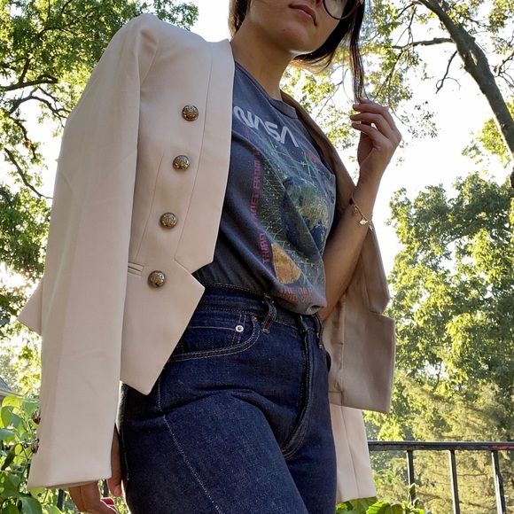 SOLD—Pale Pink Blazer - Picture 3 of 5